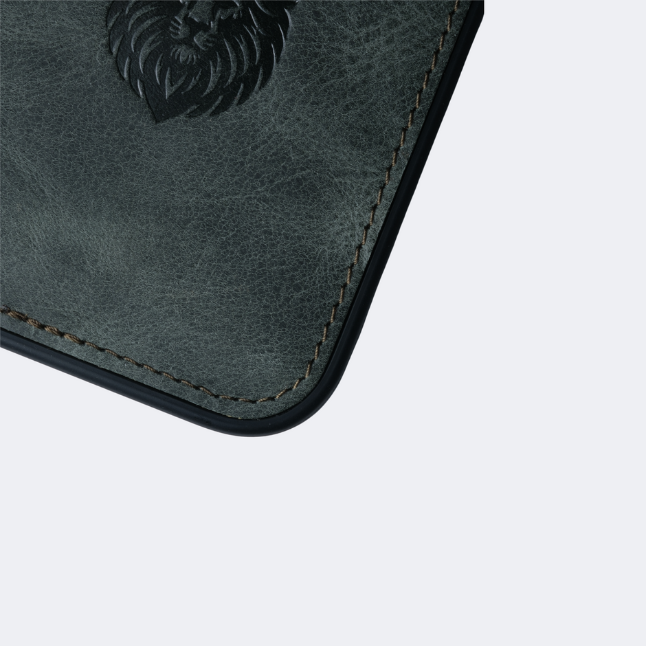 TOON Slim Genuine Leather iPhone Case (MagSafe Compatible)- Green
