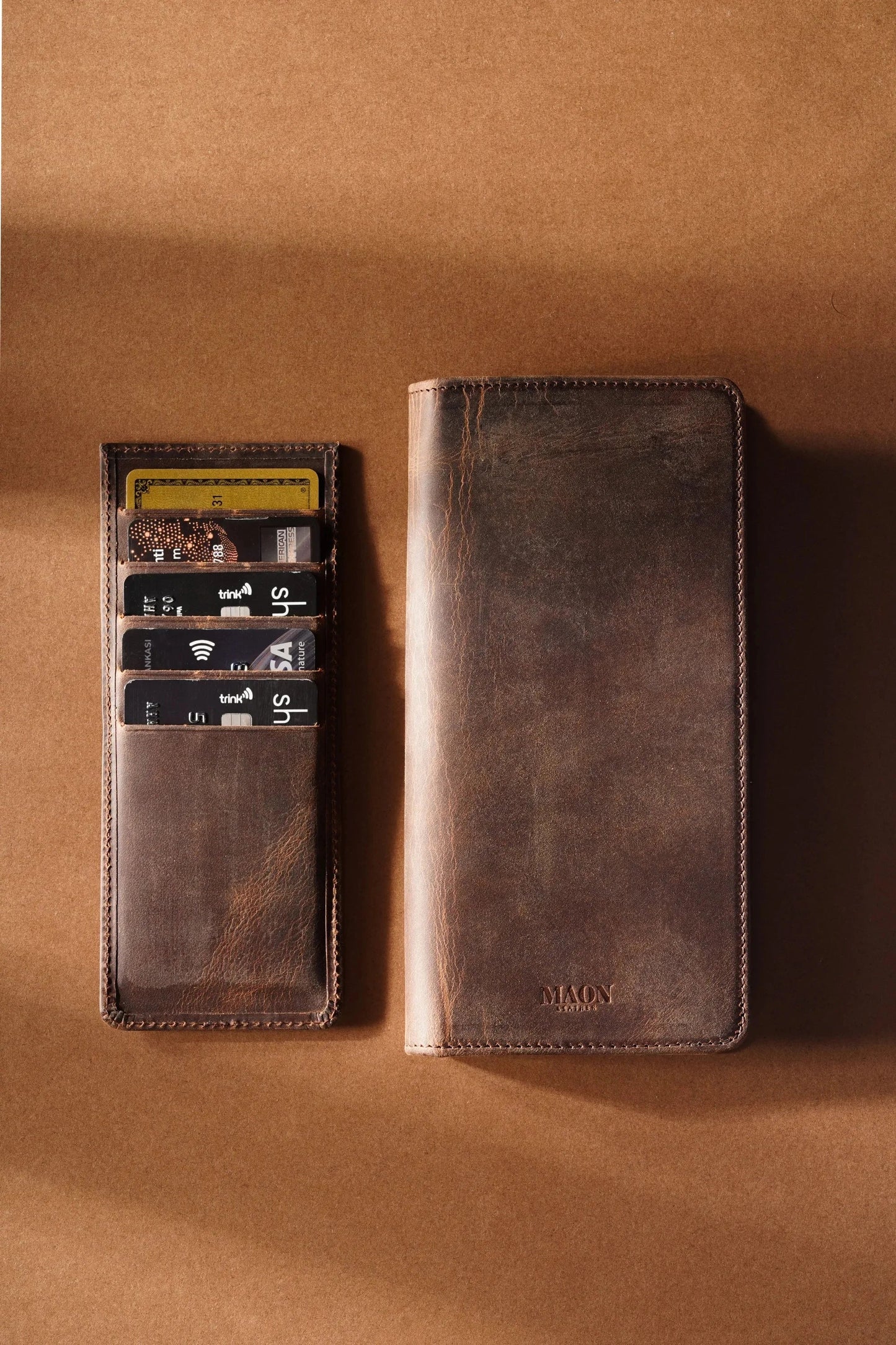 Ares Leather Wallet with Phone Compartment