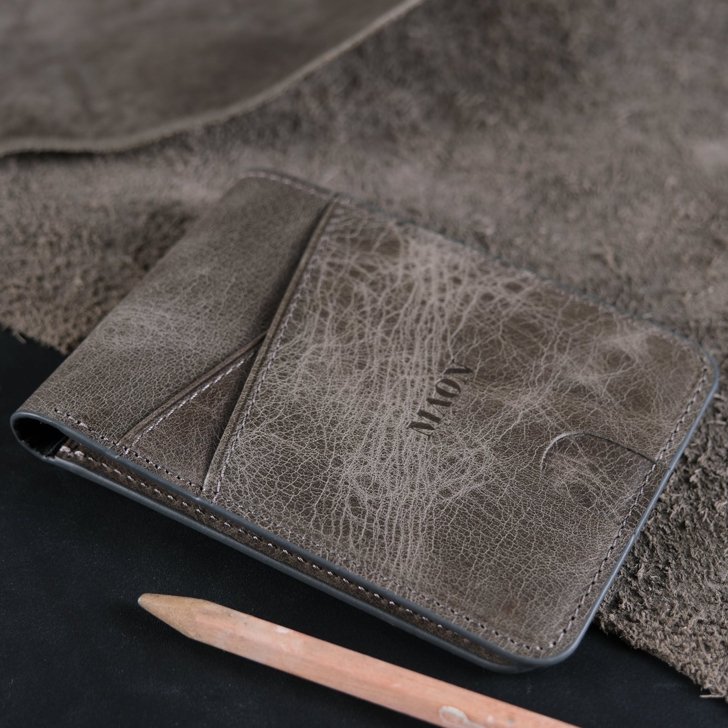 Altay Minimalist Genuine Leather Wallet