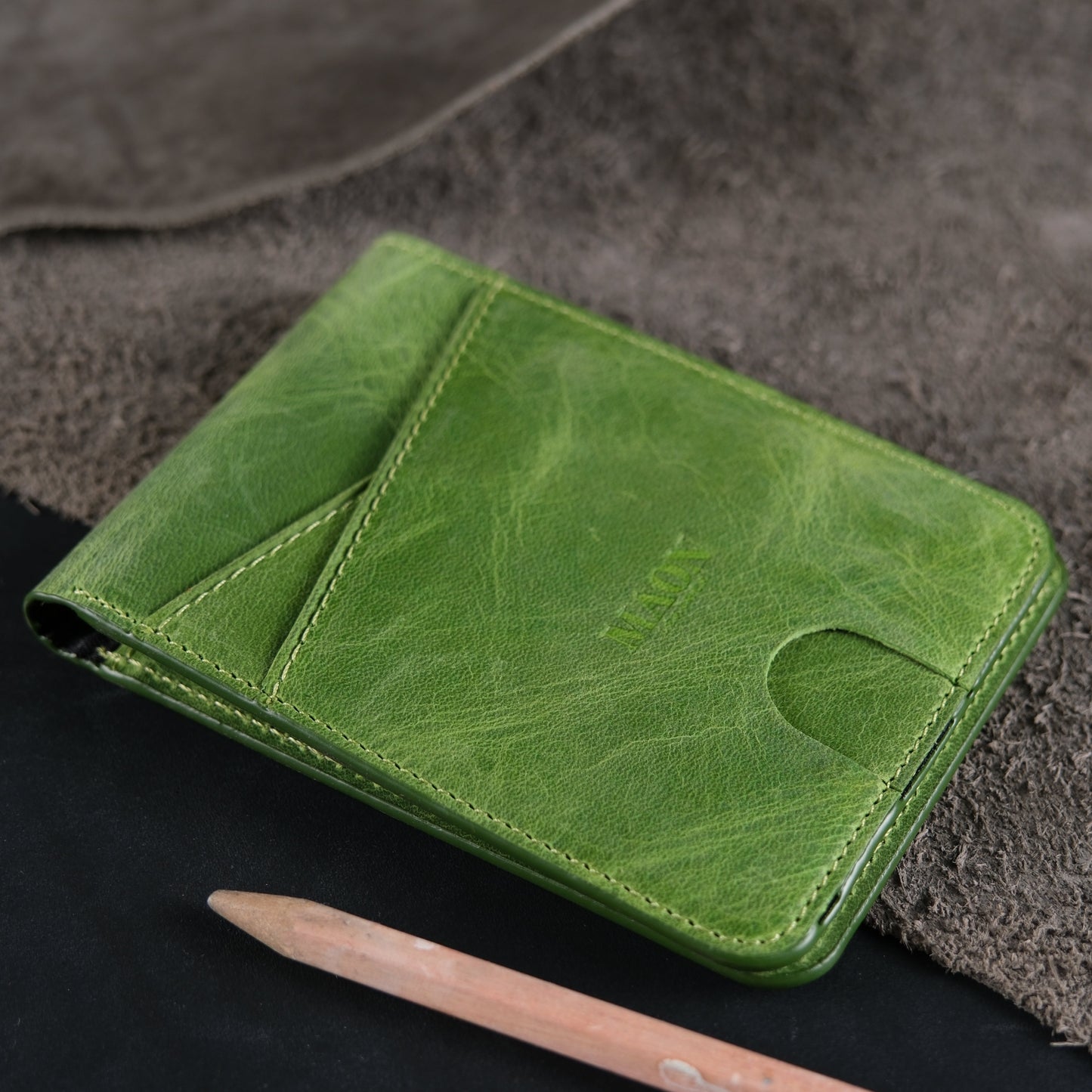 Altay Minimalist Genuine Leather Wallet
