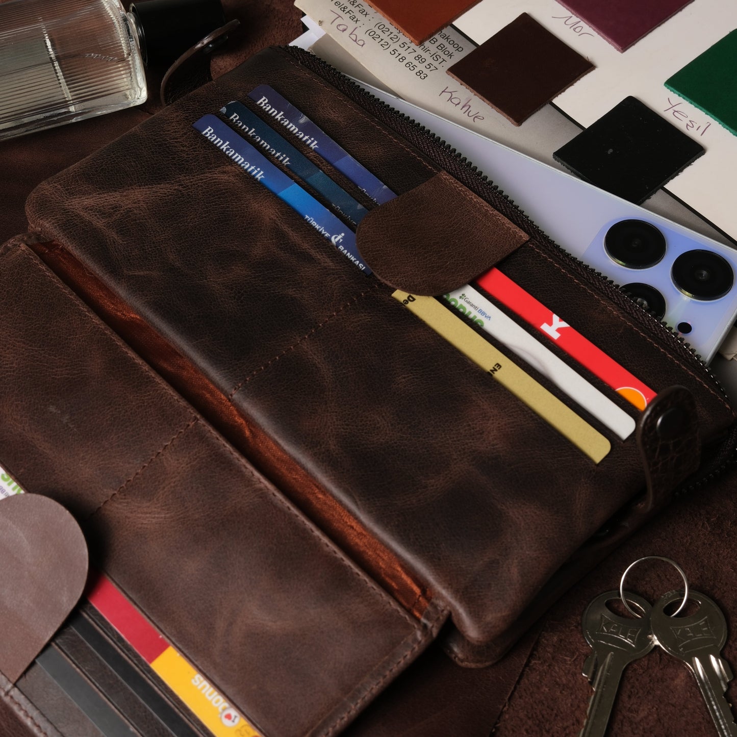 Roma Unisex Leather Clutch Wallet with Phone Slot