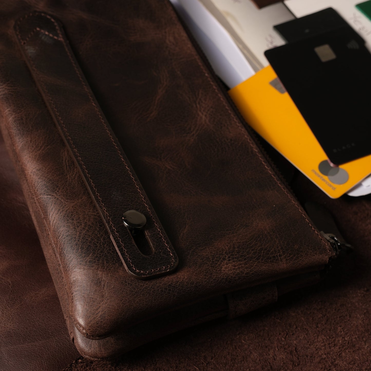 Roma Unisex Leather Clutch Wallet with Phone Slot